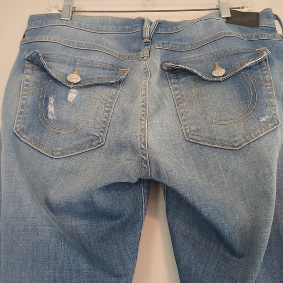 True Religion Jeans Women's 33X29 Distressed Audrey Slim Boyfriend Thrashed USA - Picture 6 of 13